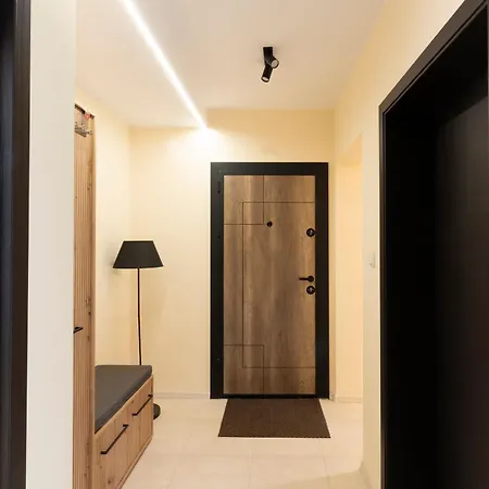 Cozy Flat Gabrovski In *